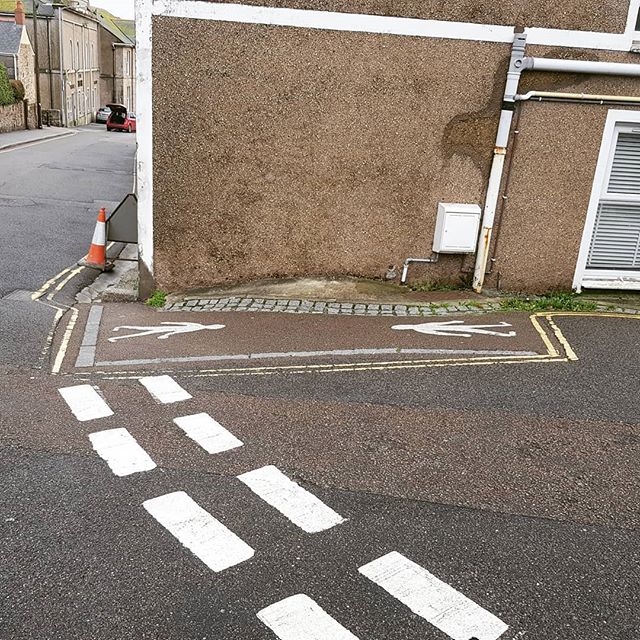 Ancient Cornish Road markings – the exact meaning of which has been lost to the ken of modern man.