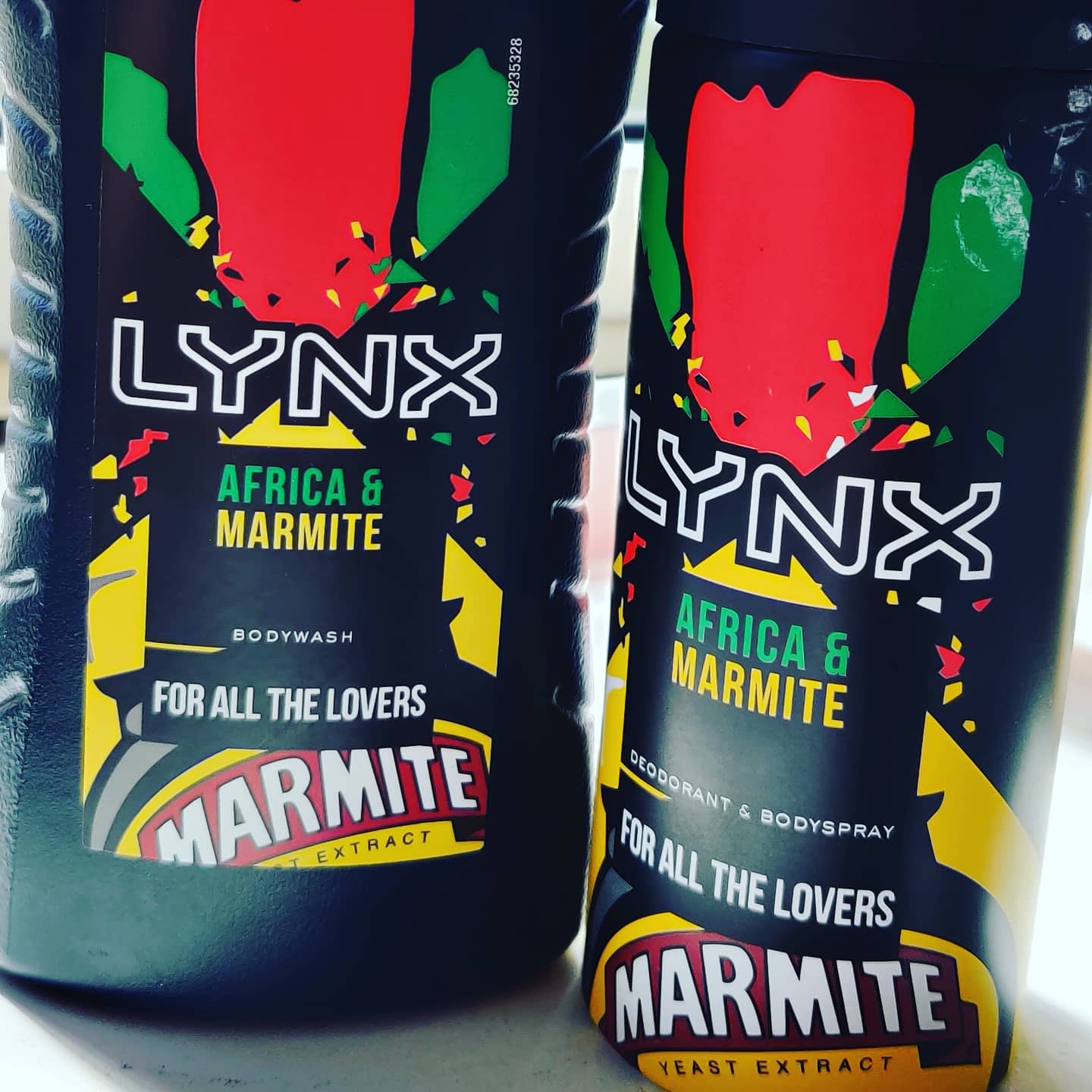Oh yeeeeeeeah… I'm doing this. For all you lovers out there. #forthelovers #armpit #yeastextract #definitelynotinkansasanymoretoto