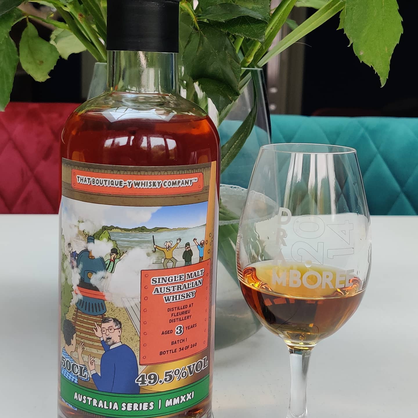 Acting on a tip-off from @vividscreen I made sure I snapped up this @boutiqueywhisky bottle from @fleurieudistillery – and I'm delighted to be able to say IT'S DELICIOUS! What a treat to be able to try a single malt whisky made an hour's drive from where I grew up.